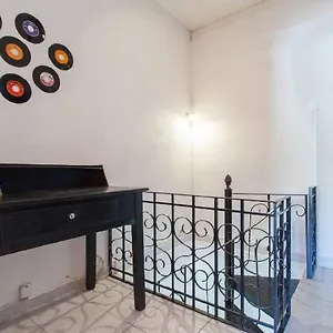 Apartment Duplex Alfama, Lisbon